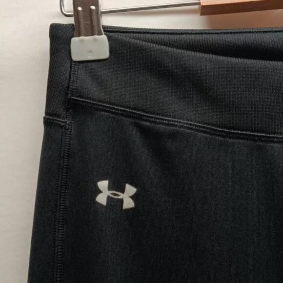 Under Armour Capri Pants Women’s XS Semi Fit Cropped Wide Leg Yoga Gym Workout - Picture 4 of 10